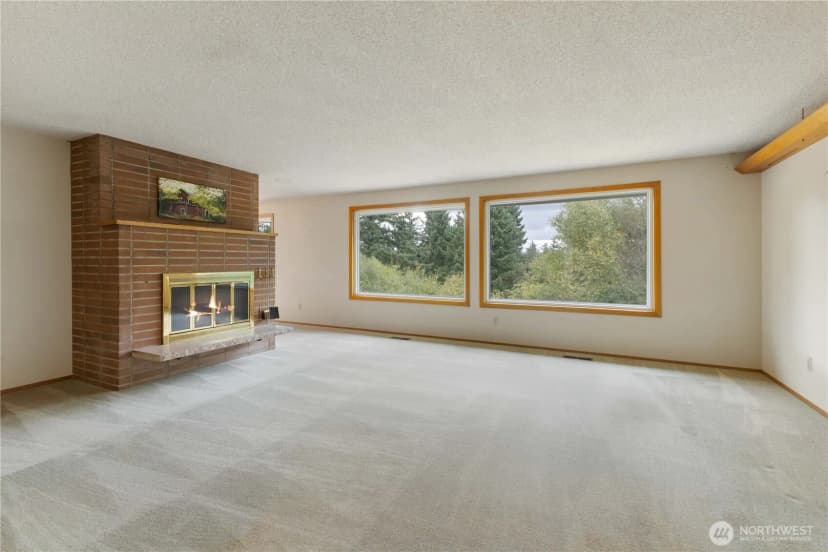 Property photo for 12414 48th Street E, Edgewood photo 8