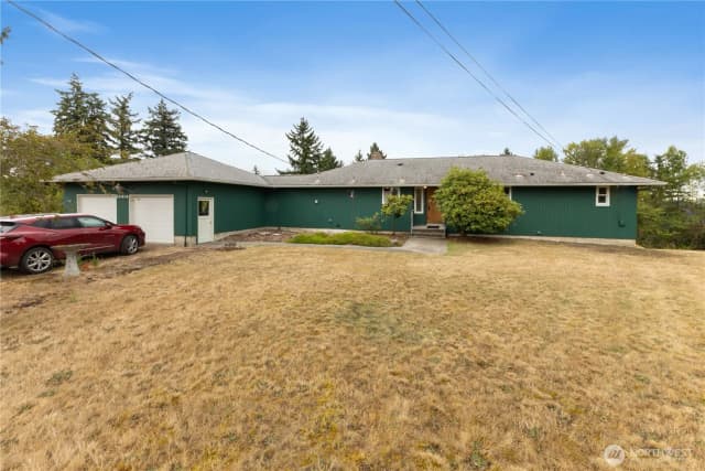 Property photo for 12414 48th Street E, Edgewood photo 3