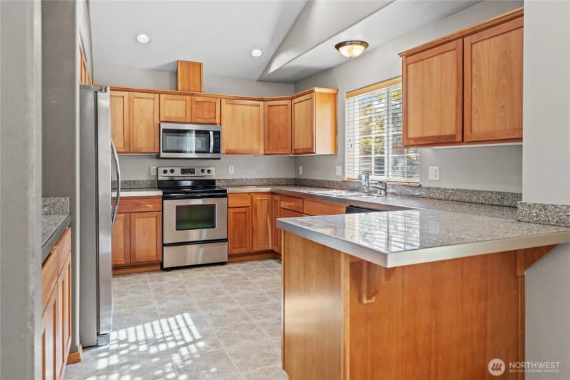 Property photo for 4544 Durham Street Se, Lacey photo 8