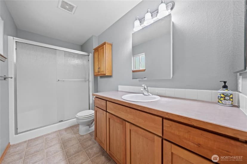 Property photo for 4544 Durham Street Se, Lacey photo 16