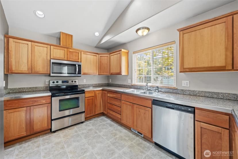 Property photo for 4544 Durham Street Se, Lacey photo 9