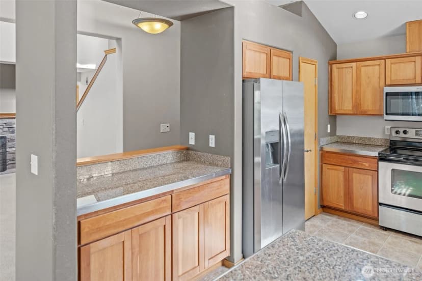 Property photo for 4544 Durham Street Se, Lacey photo 10