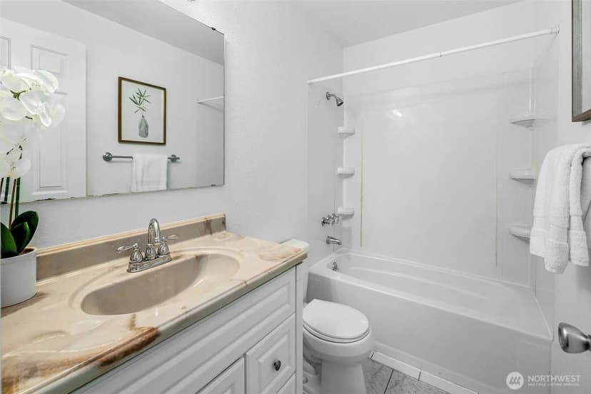 Property photo for 2022 Aberdeen Place Se, Renton photo 22
