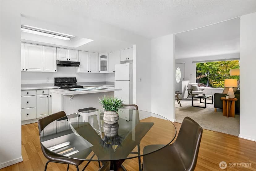 Property photo for 2022 Aberdeen Place Se, Renton photo 9