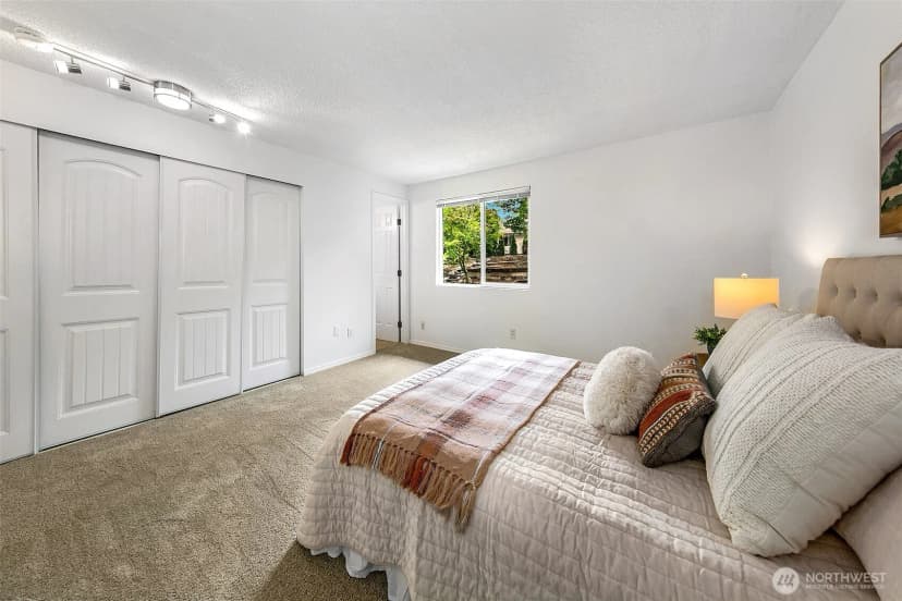 Property photo for 2022 Aberdeen Place Se, Renton photo 17