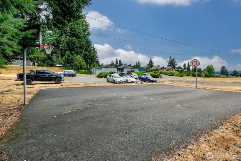 Property photo for 2022 Aberdeen Place Se, Renton photo 37
