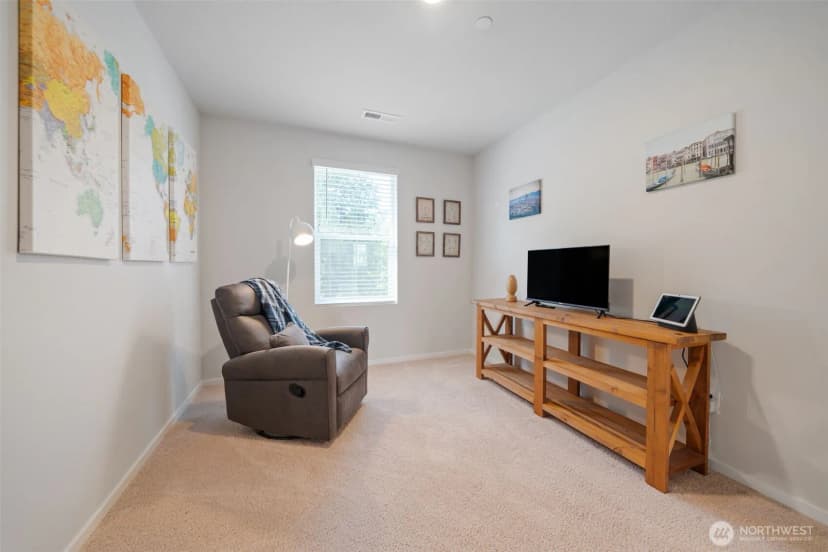 Property photo for 2805 N 2nd Way, Ridgefield photo 28