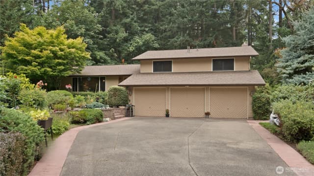 Property photo for 11104 Se 283rd Street, Auburn photo 2