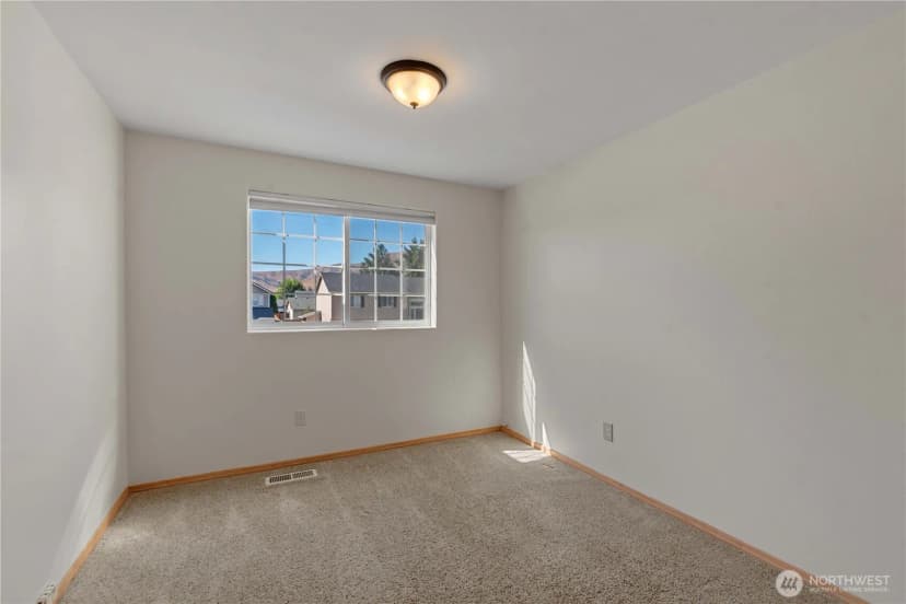 Property photo for 1902 Pensione Place, Wenatchee photo 27