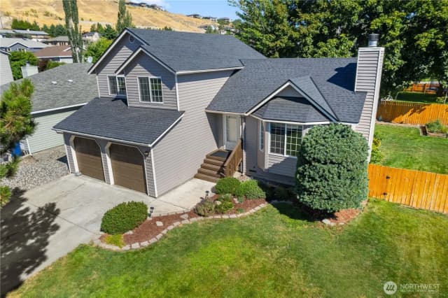 Property photo for 1902 Pensione Place, Wenatchee photo 4