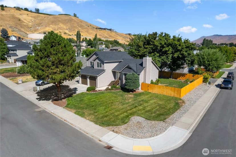 Property photo for 1902 Pensione Place, Wenatchee