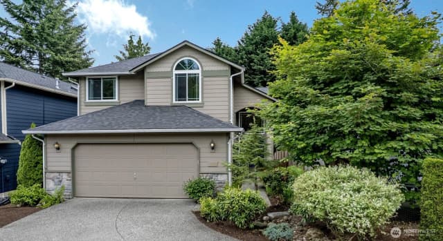 Property photo for 7535 Ne 203rd Street, Kenmore