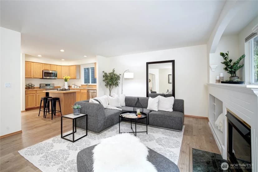 Property photo for 7535 Ne 203rd Street, Kenmore photo 8