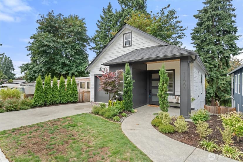 Property photo for 11003 126th Avenue Ne, Kirkland photo 2