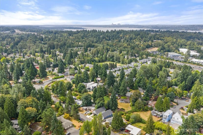Property photo for 11003 126th Avenue Ne, Kirkland photo 35