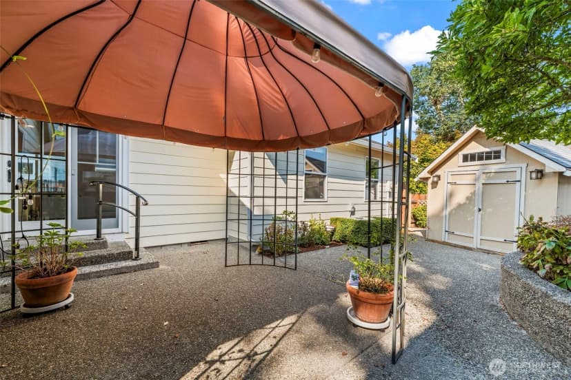 Property photo for 2160 Anderson Avenue, Dupont photo 38