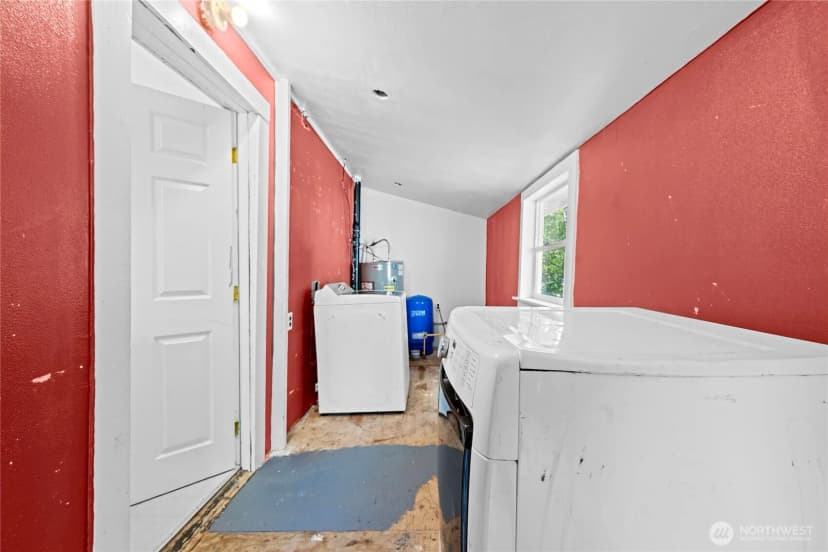 Property photo for 10205 Sandridge Road, Long Beach photo 28