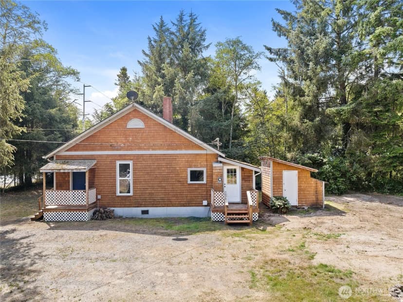 Property photo for 10205 Sandridge Road, Long Beach