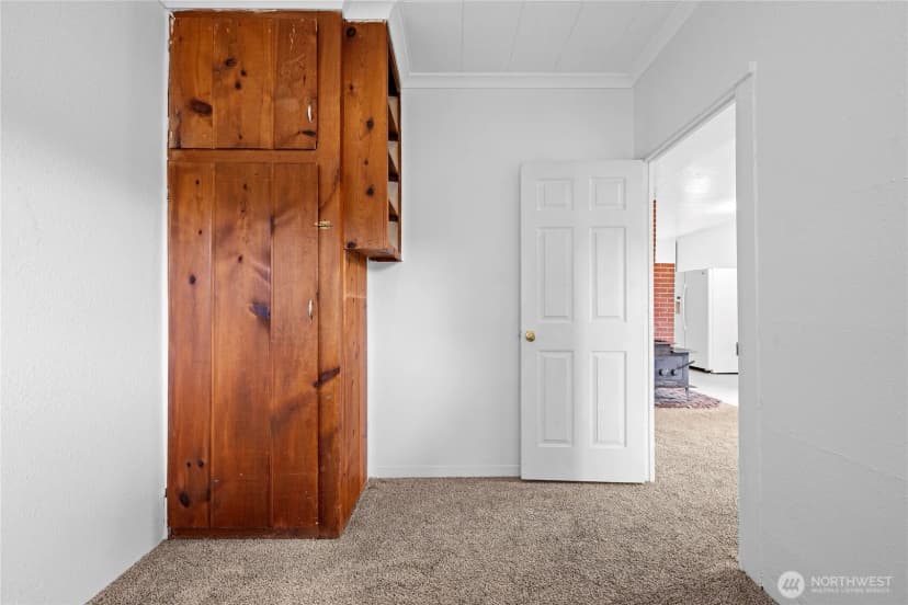Property photo for 10205 Sandridge Road, Long Beach photo 11