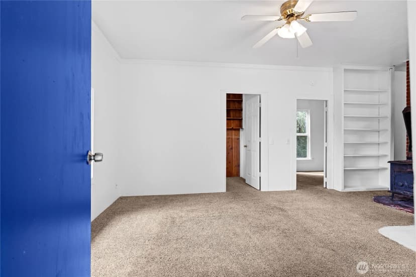 Property photo for 10205 Sandridge Road, Long Beach photo 8