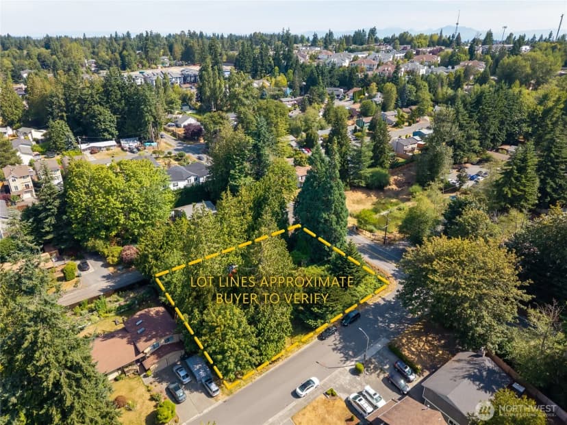 Property photo for 15304 44th Avenue W, Lynnwood photo 9