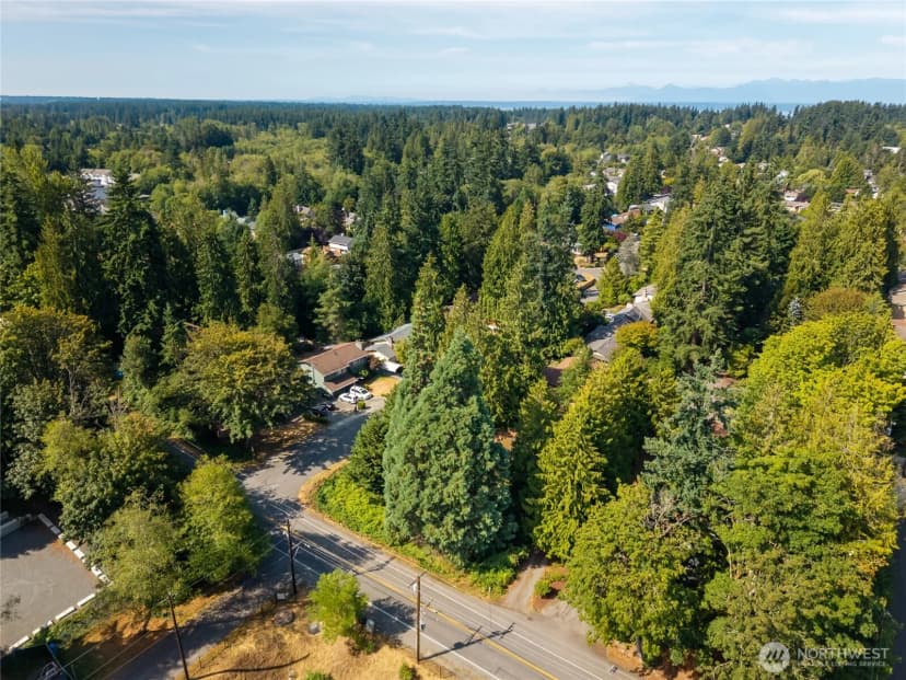 Property photo for 15304 44th Avenue W, Lynnwood photo 5