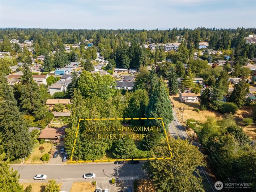 Property photo for 15304 44th Avenue W, Lynnwood photo 11