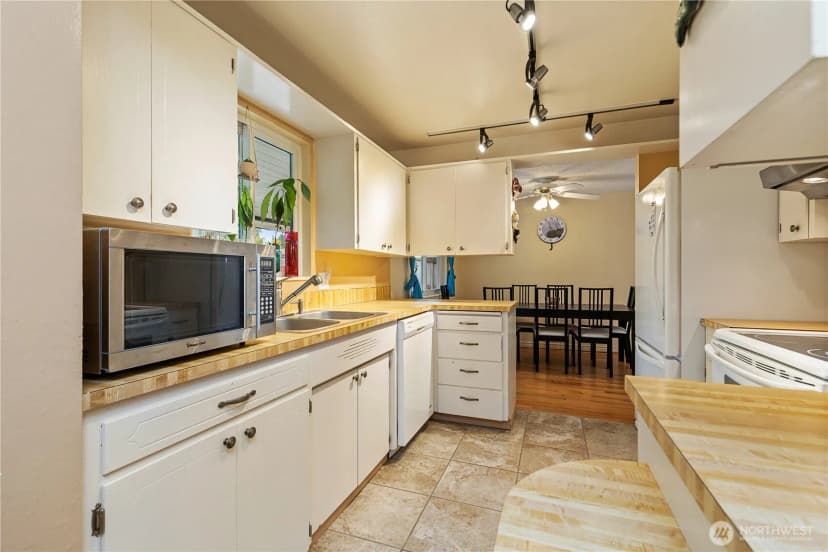 Property photo for 16433 Se 147th Street, Renton photo 17