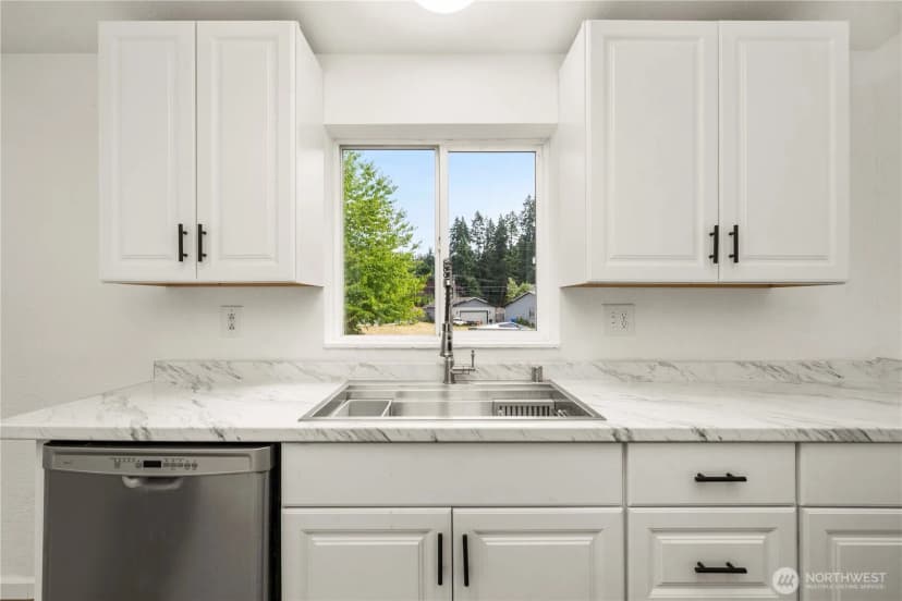 Property photo for 5313 255th Street E, Graham photo 14
