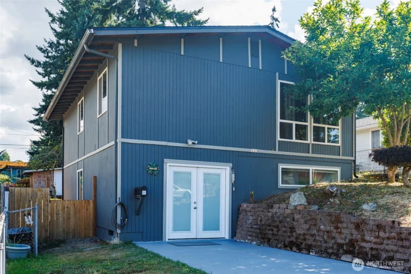 Property photo for 1118 E 51st Street, Tacoma photo 2