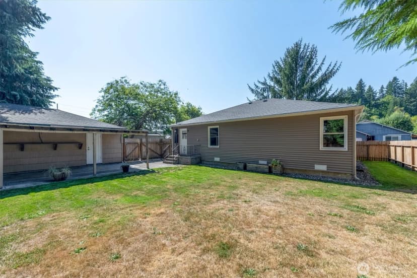 Property photo for 412 Nw 7th Avenue, Kelso photo 32