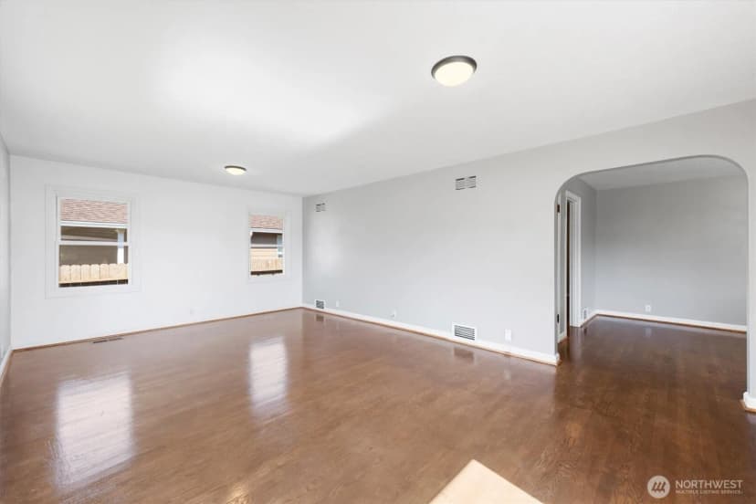 Property photo for 412 Nw 7th Avenue, Kelso photo 4