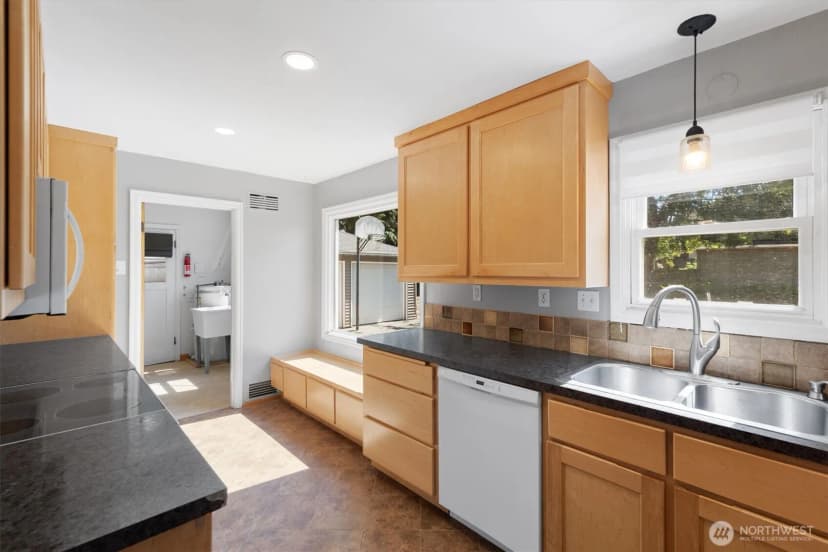 Property photo for 412 Nw 7th Avenue, Kelso photo 11