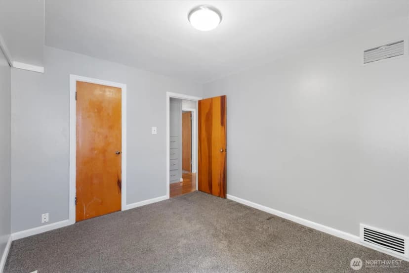 Property photo for 412 Nw 7th Avenue, Kelso photo 20