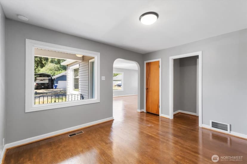 Property photo for 412 Nw 7th Avenue, Kelso photo 9