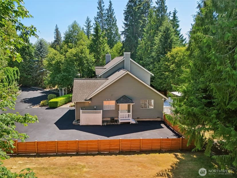 Property photo for 18415 236th Avenue Ne, Woodinville photo 39