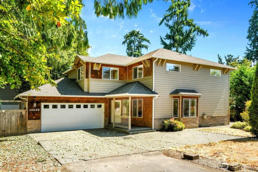 Property photo for 18528 Fremont Avenue N, Shoreline