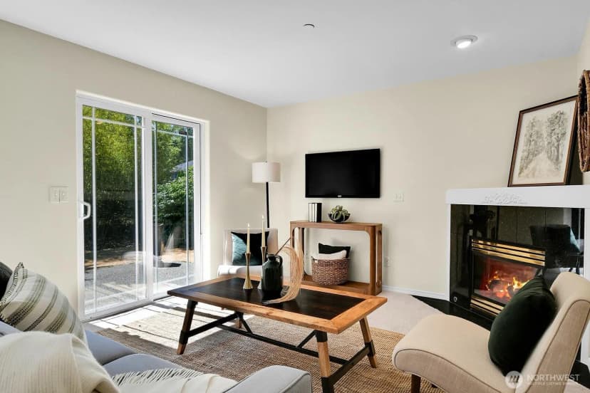 Property photo for 18528 Fremont Avenue N, Shoreline photo 14