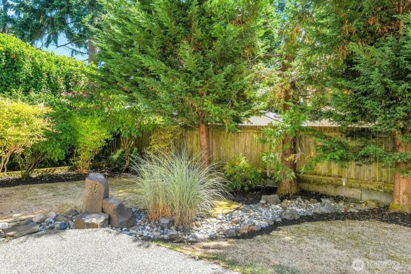 Property photo for 18528 Fremont Avenue N, Shoreline photo 26
