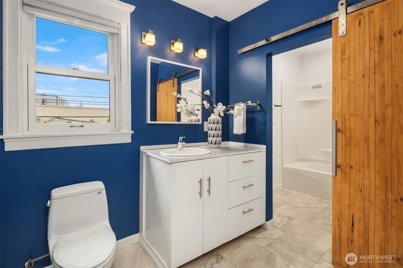 Property photo for 421 16th Avenue E, Seattle photo 26