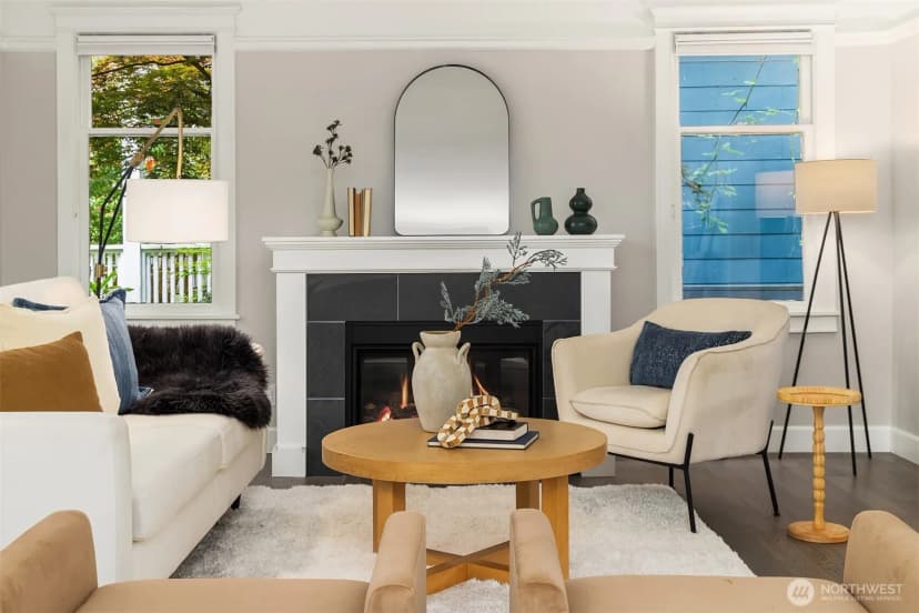 Property photo for 421 16th Avenue E, Seattle photo 6