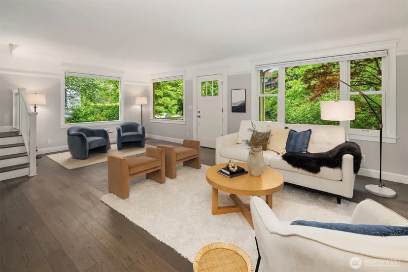 Property photo for 421 16th Avenue E, Seattle photo 9