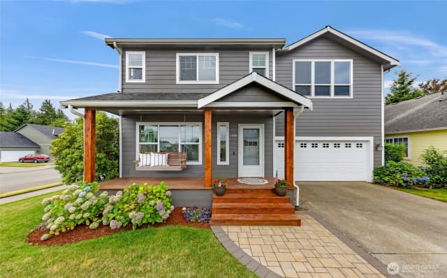 Property photo for 1448 Elm Street, Lynden