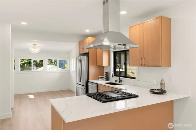 Property photo for 706 N 67th Street, Seattle photo 5