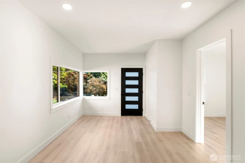 Property photo for 706 N 67th Street, Seattle photo 11