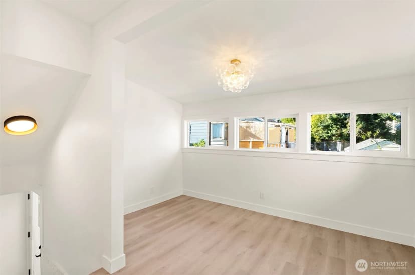 Property photo for 706 N 67th Street, Seattle photo 6