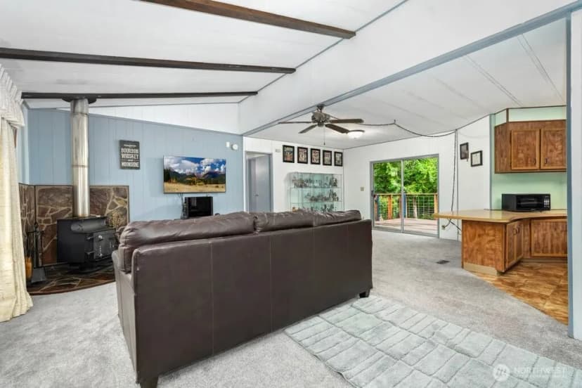 Property photo for 10427 Se 229th Street, Woodinville photo 9