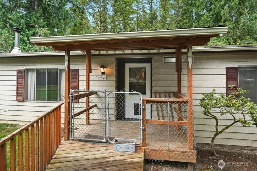 Property photo for 10427 Se 229th Street, Woodinville photo 3