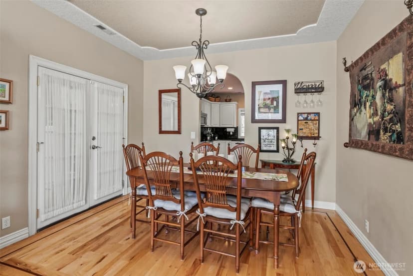 Property photo for 564 E 15th Circle, La Center photo 8