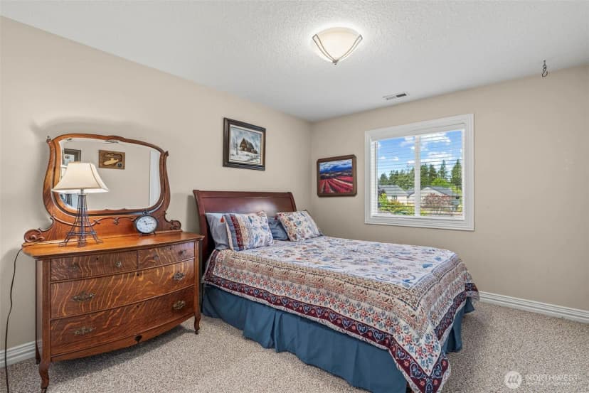 Property photo for 564 E 15th Circle, La Center photo 21